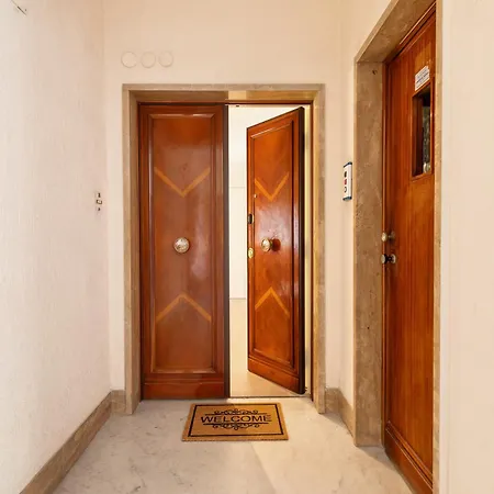 Apartman Domus Regum *